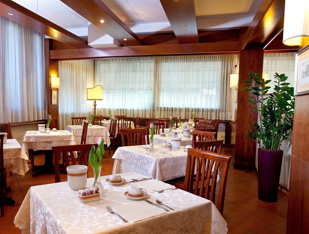 Hotel Marconi Ponte San Nicolo Esterno foto
